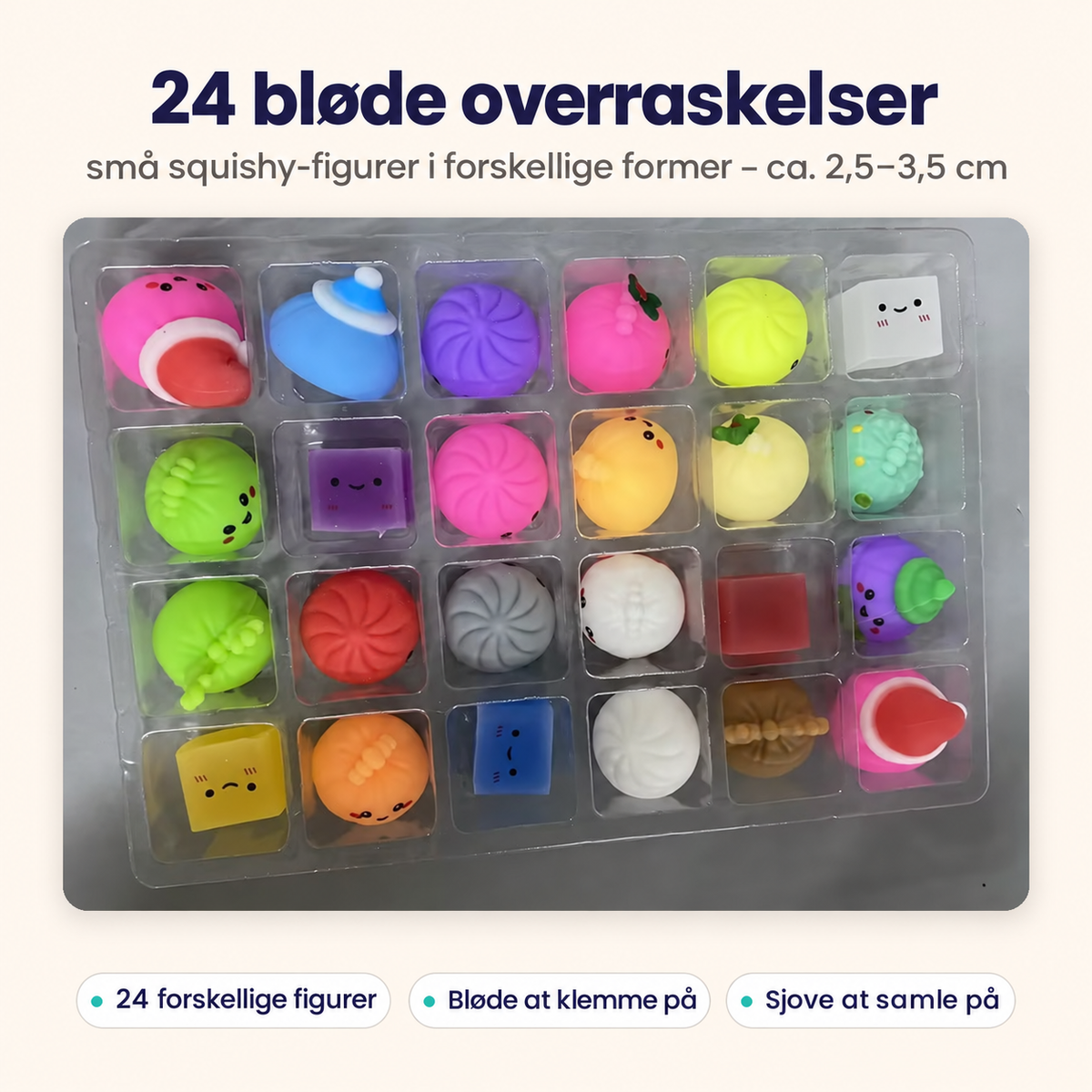 De 24 Juleklem-figurer samlet i kalenderens bakke